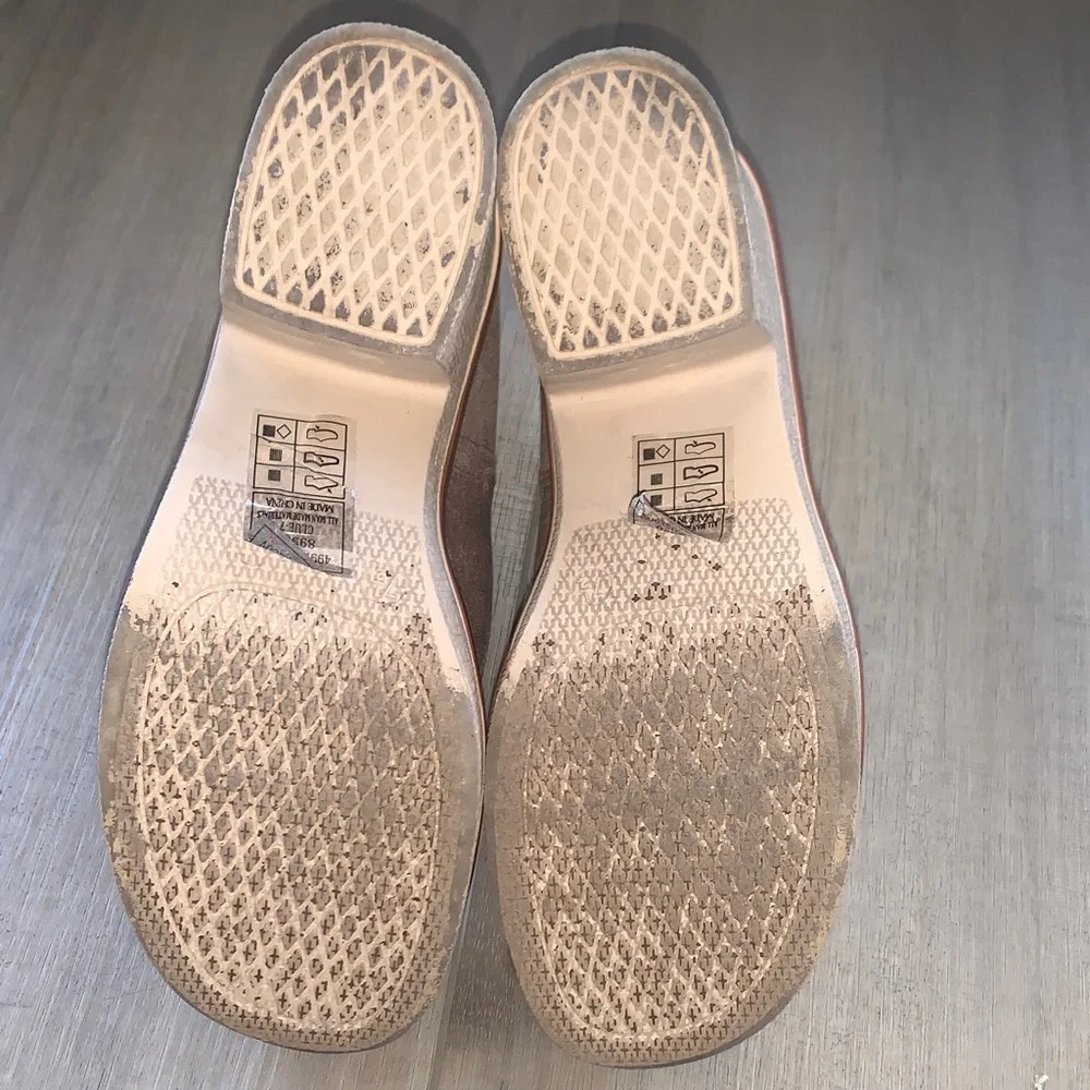 Pierre Dumas Light Brown Ankle Booties